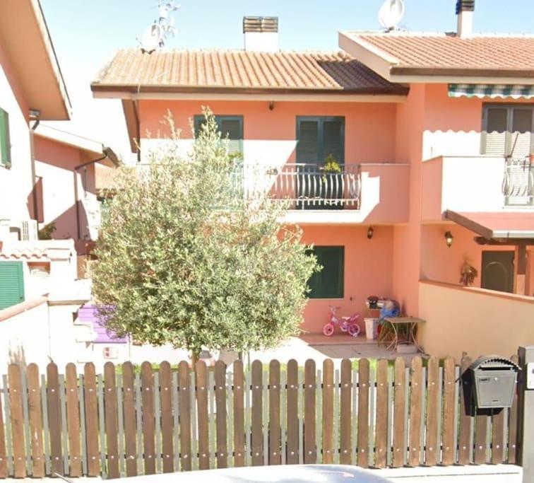 Villa Borgo & Mare Borgo san Donato  Esterno foto